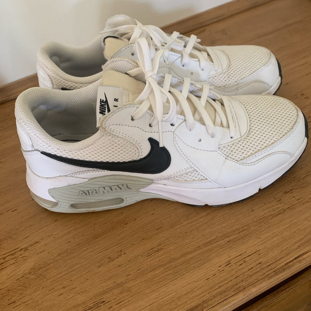 Nike White and Black Air Max Sneakers